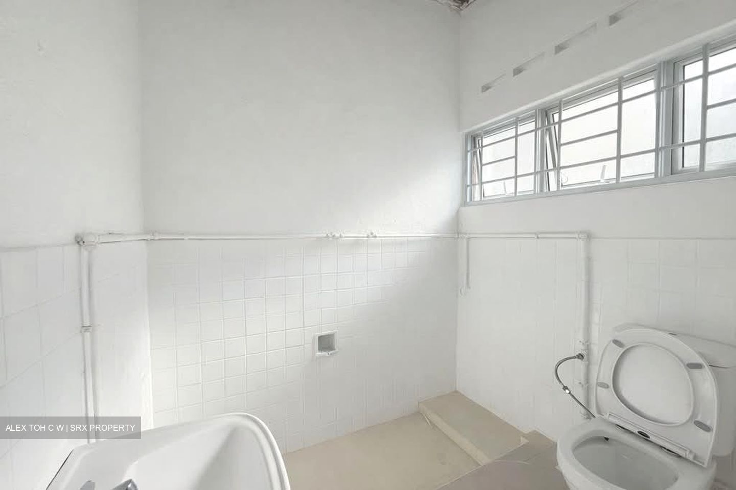 Jalan Jurong Kechil (D21), Terrace #538722641